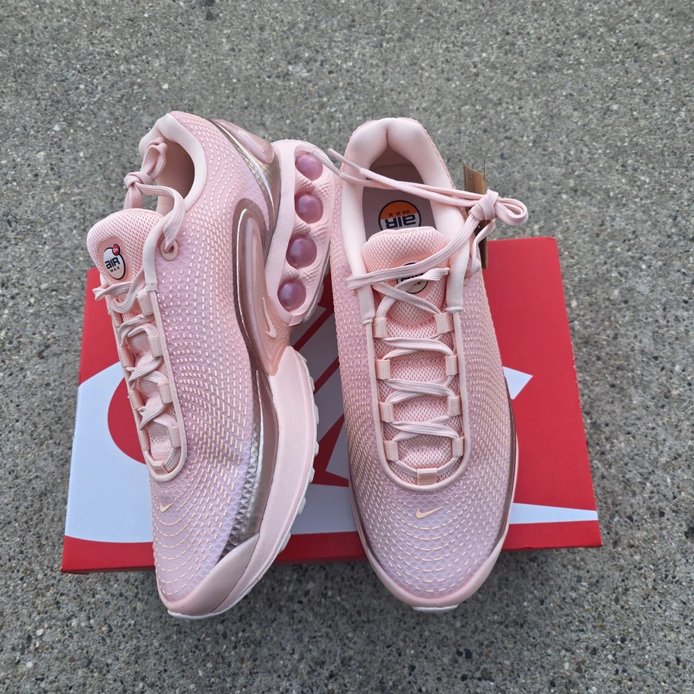 Nike Air Max Sneakers Women Size 9